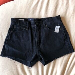 NEW - GAP black denim shorts!